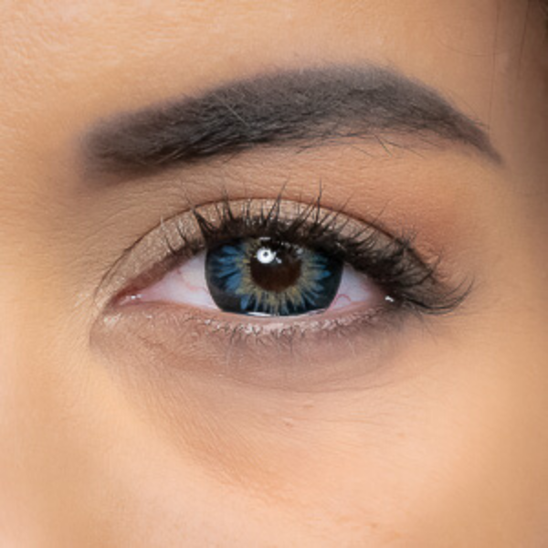Lovely look with Blue New York Lenses outlet